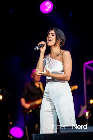 Die Sommernacht des Musicals beim 25. Fantastival im Dinslaken Burgtheater. Am 20.07.2024 waren Aisata Blackman, Oedo Kuipers, Nienke Latten, Jan Ammann und Mae Ann Jorolan mit dabei.