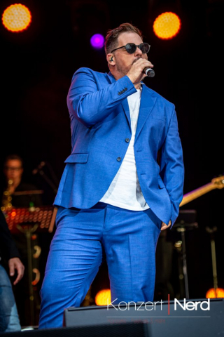 Die Sommernacht des Musicals beim 25. Fantastival im Dinslaken Burgtheater. Am 20.07.2024 waren Aisata Blackman, Oedo Kuipers, Nienke Latten, Jan Ammann und Mae Ann Jorolan mit dabei.