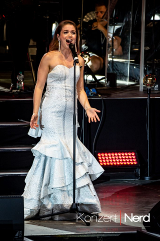 Die Sommernacht des Musicals beim 25. Fantastival im Dinslaken Burgtheater. Am 20.07.2024 waren Aisata Blackman, Oedo Kuipers, Nienke Latten, Jan Ammann und Mae Ann Jorolan mit dabei.