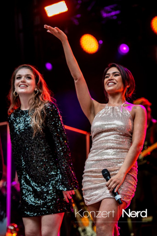 Die Sommernacht des Musicals beim 25. Fantastival im Dinslaken Burgtheater. Am 20.07.2024 waren Aisata Blackman, Oedo Kuipers, Nienke Latten, Jan Ammann und Mae Ann Jorolan mit dabei.