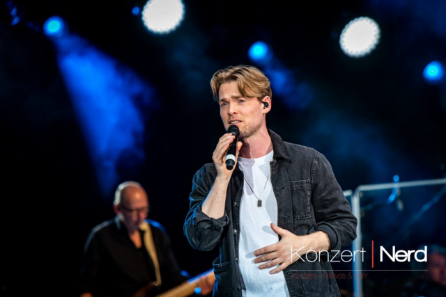 Die Sommernacht des Musicals beim 25. Fantastival im Dinslaken Burgtheater. Am 20.07.2024 waren Aisata Blackman, Oedo Kuipers, Nienke Latten, Jan Ammann und Mae Ann Jorolan mit dabei.