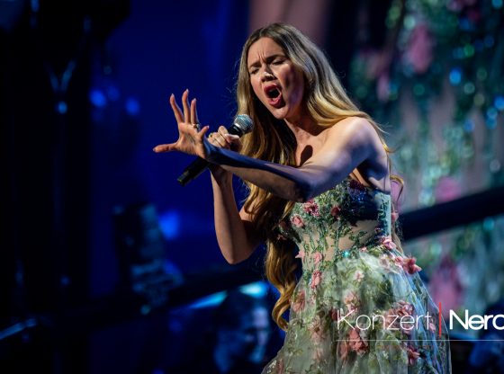 Joss Stone bei der Night of the Proms 2025 in der Lanxess Arena Köln | 19.12.2025_Copyright by Stefan Claus – Konzert Nerd / Essen – Germany